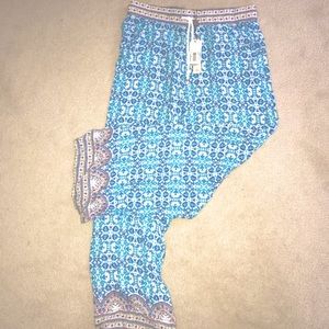 NWT Boho Hippie wide-leg patterned pants